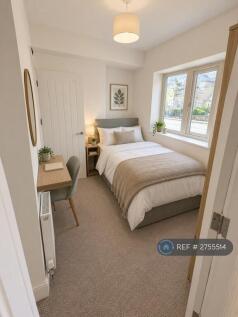 Wakefield Road, Leeds, LS26 photo 4