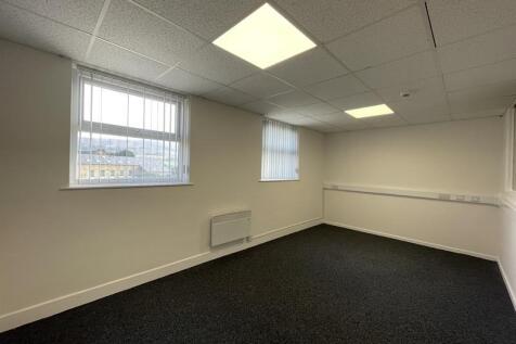 Office to rent Image 3