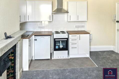 Brighton Road, Worthing, BN11 photo 3