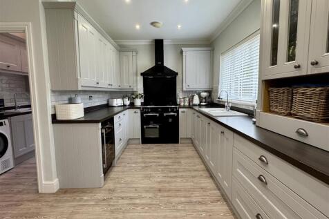 Kitchen Breakfast Room