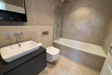Northampton Road, Market Harborough photo 5