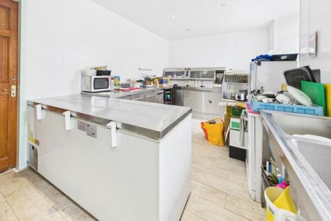 CAM03481G0-PR0092-STILL007