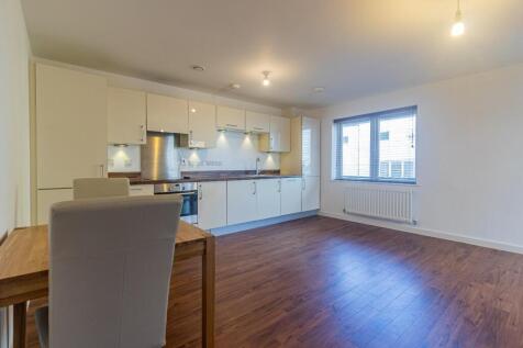 Hollybush Rise-1.jpg