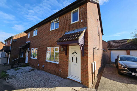 3 Bedroom Semi Detached for Rent on Fieldfare Gre