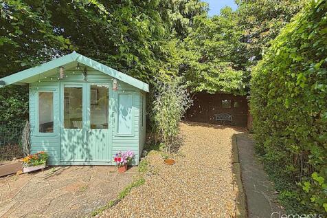 3bdbcffb-Photo 206-17-25 2C 2015 2038 2002.jpg