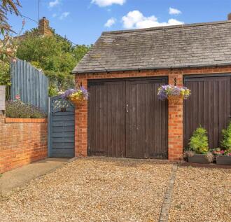 42 Chestnut Road, Mollington-29 i.jpg
