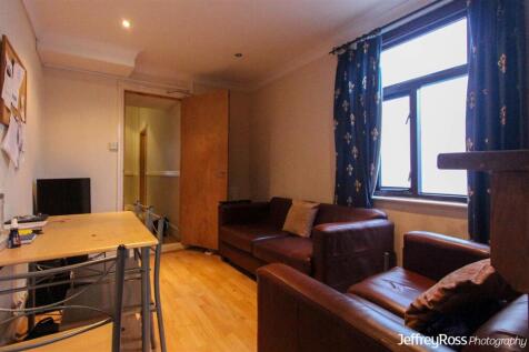Coburn Street, Cathays photo 2
