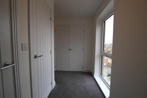 Entrance hallway.JPG