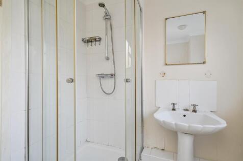 6 Keresley Close_11.jpg