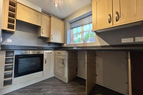 Stackyard Close, Thorpe Astley, Braunstone, Leicester photo 4