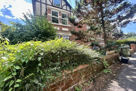Southampton, SO17 - property photo