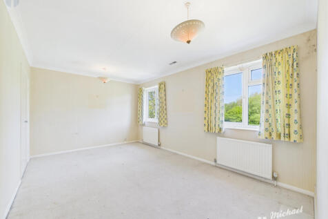 CAM03218G0-PR0625-STILL012