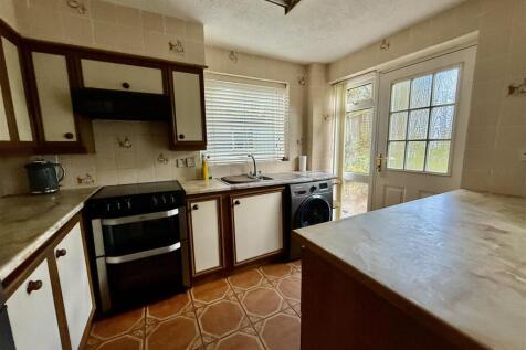 KITCHEN &amp; DINING ROOM