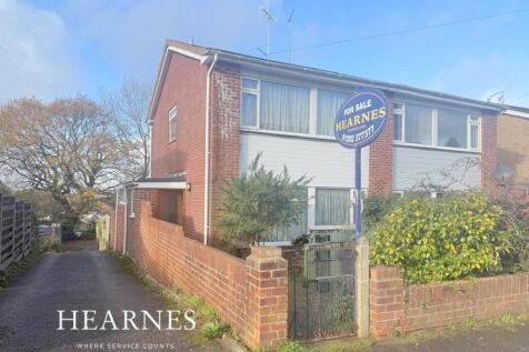 Poole, BH15 - property photo