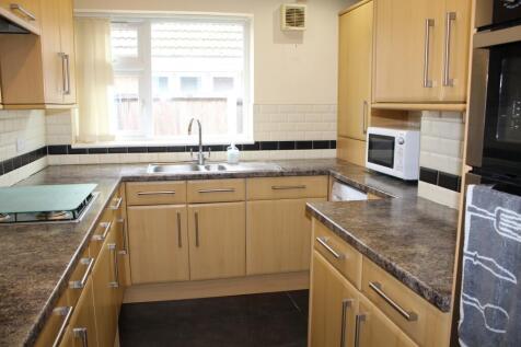 Fitted Kitchen