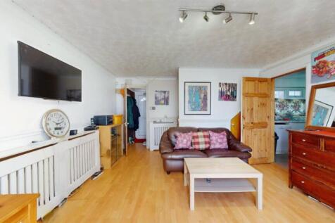 Living room at beckton for sale at E6 by Barrain L