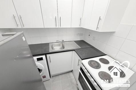 The Mews, High Lane, Stansted, Essex, CM24 photo 4