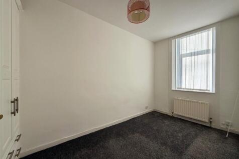 Grey Street, North Shields.  NE30 2DZ.  **GREAT LOCATION** photo 5