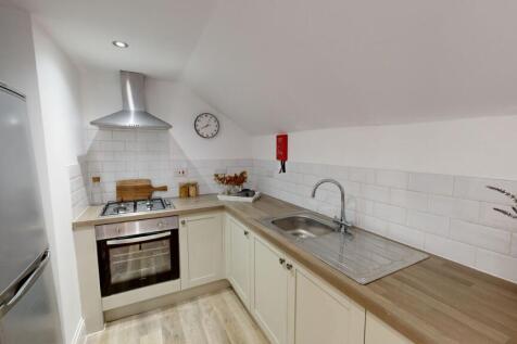 Flat 7, Waverley Centre, 105-107 Portland Road NG7 4FW photo 3