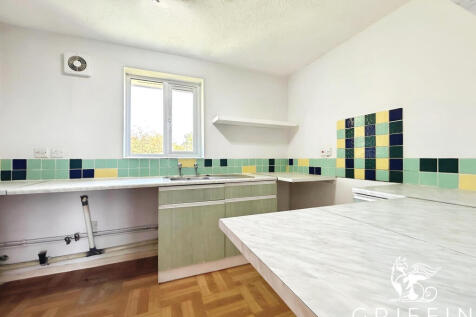 Waterville Drive, Vange, Basildon, SS16 photo 4