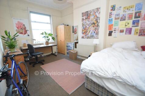 Chestnut Avenue, Hyde Park, Leeds, LS6 photo 3