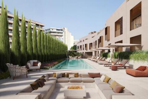 Community pool