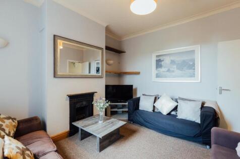 4-bed house on Fearon Street, Loughborough, £1,733/mo