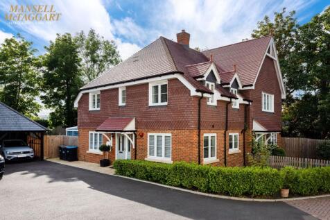 Hassocks, BN6 - property photo