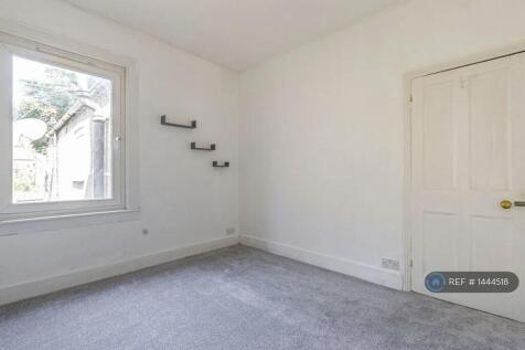 Griffin Road, London, SE18 photo 5