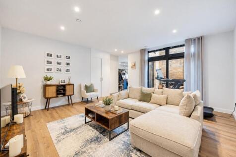 Living room.jpg