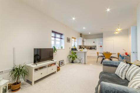 Lounge / Kitchen / Dining Room