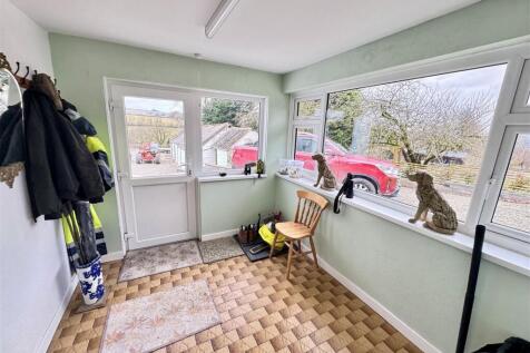 SIDE ENTRANCE DOOR TO PORCH