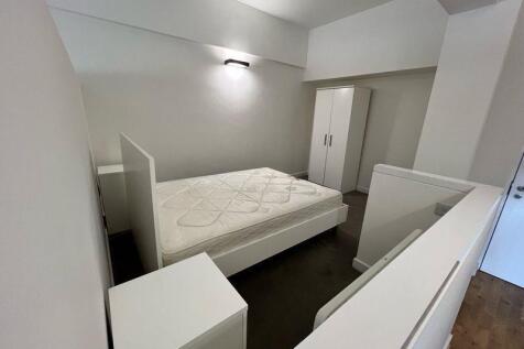 Bedroom.jpg
