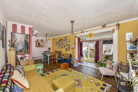 Living/Dining Room