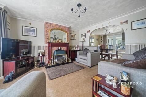 Gayhurst Drive, Sittingbourne - Lounge