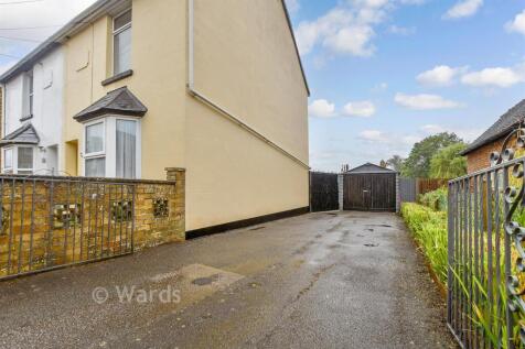 Driveway/Parking