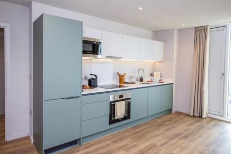 2 Bed Kitchen FAIR0145.jpg