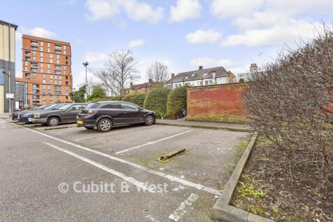 Driveway/Parking