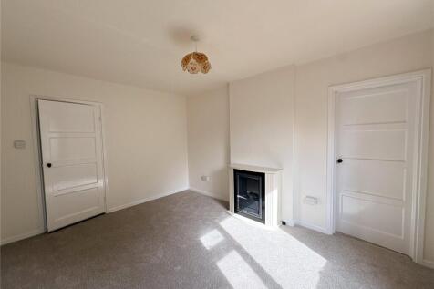 Churchill Drive, Newark, Nottinghamshire, NG24 photo 3
