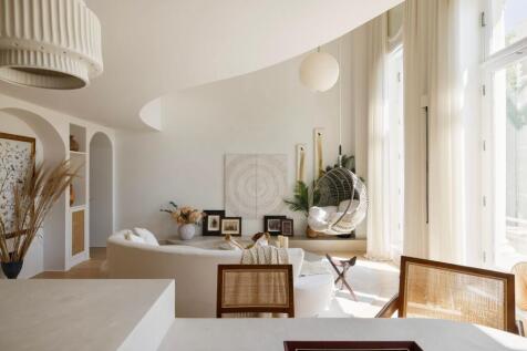 Reception room