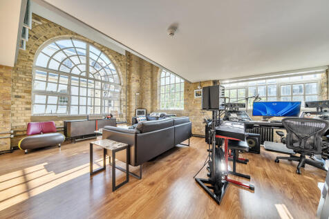 1344539-13-68b1d3...