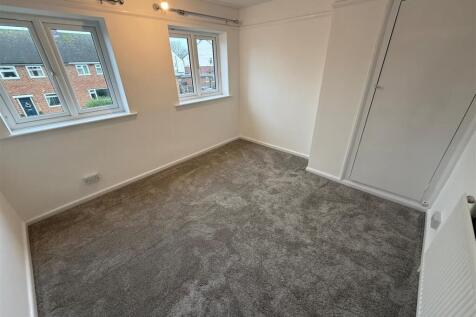 11 Ryder Way Bedroom 2.jpg