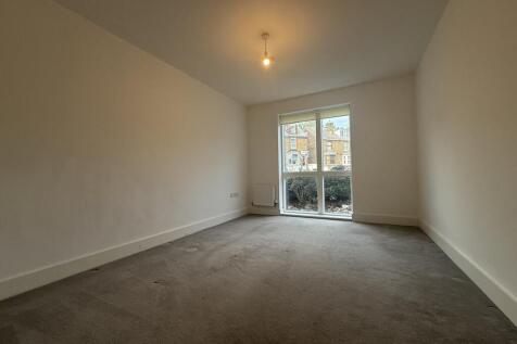 Block A, Tylers Place, Maidstone, Kent, ME14 1JJ photo 3