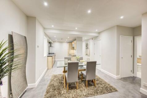 London, SW5 - property photo