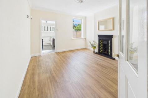 Alexandra Crescent, Beeston, Nottingham photo 3