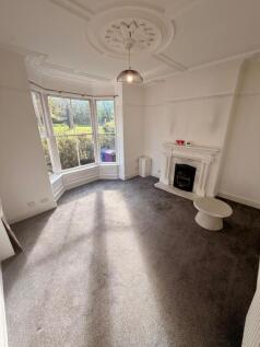 High Street, Woolton, L25 photo 4