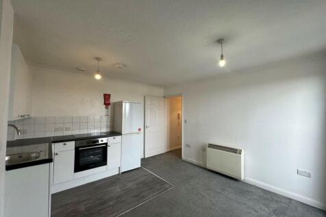 102/104 Crossbrook Street, EN8 8JB photo 3