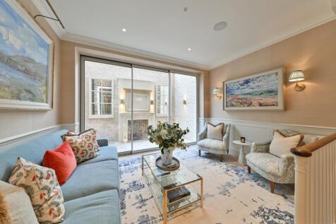 Modern Family Living