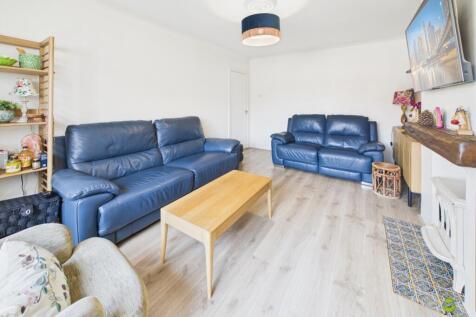 Presented by Clinton at EweMove Bexleyheath and Da