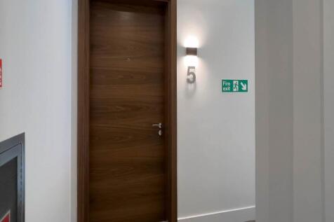 VV-Mid-Apartment 5-E